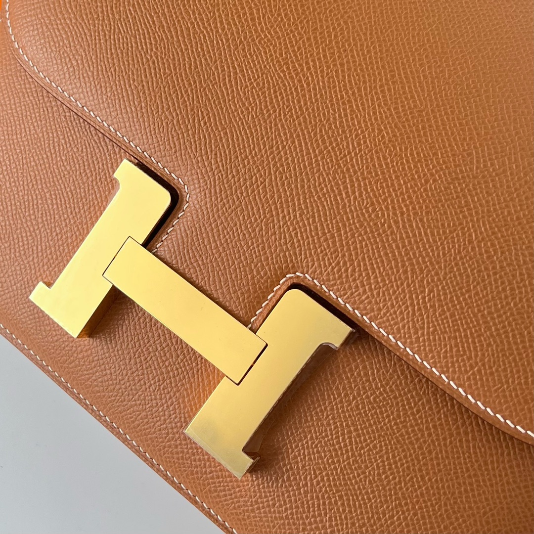 Hermes Constance 24cm Shoulder Bag In Brown Epsom Leather